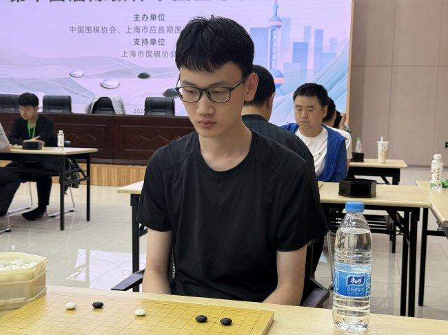 戚泽楠