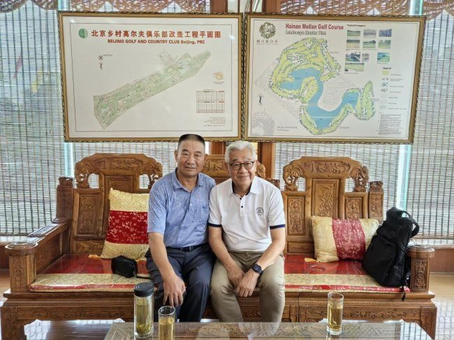 程春雨（左）与戴耀宗（右）