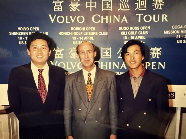 早期中国巡回赛发布会，从左到右：中高协代表崔志强、沃尔沃代表Thore Lodin、张连伟