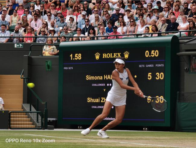 温网比赛现场的张帅，图片由OPPO Reno 10倍变焦版拍摄