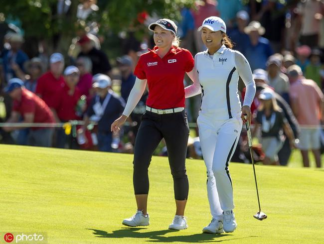 高真荣与亨德森