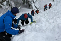 中国遇险游客在日本被收4万救援费 救援该收费吗