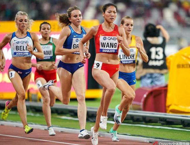 王春雨在19年世锦赛杀入女子800米半决赛