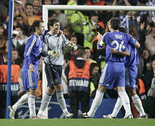 切尔西三门希拉里奥当年零封过巴萨