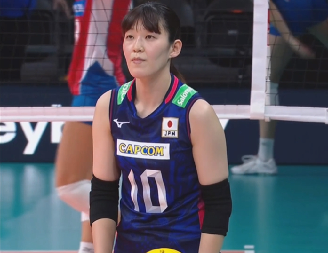 日本女排主攻手井上爱里沙