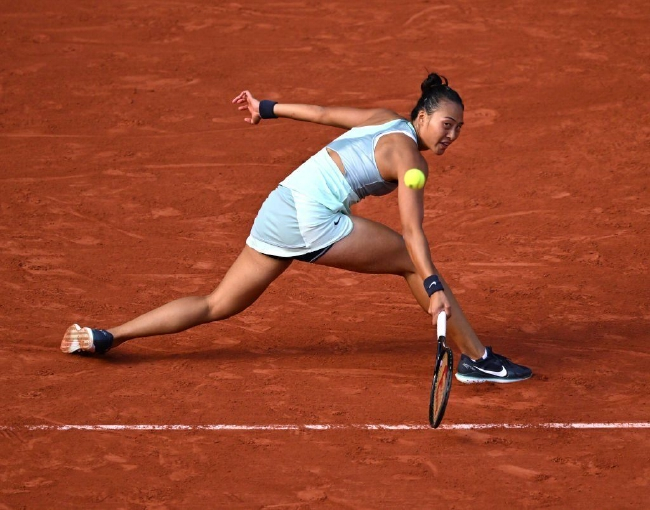 郑钦文：腿伤不是主要原因 期待与世界第一的下次交手