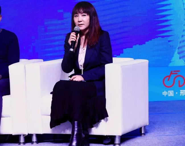 YSBA青少年体育商学院创始人、国体育运动学校联合会青少年体育俱乐部分会原秘书长 王娅丽