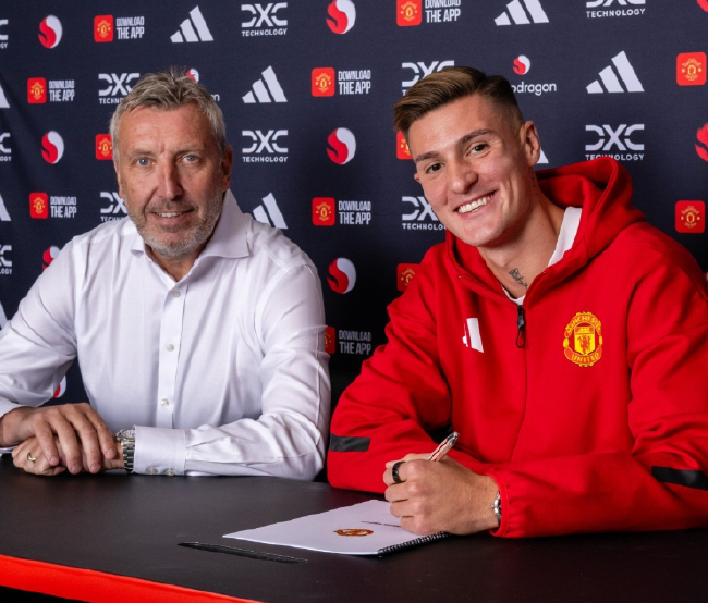 曼聯(lián)重磅簽下謝什科