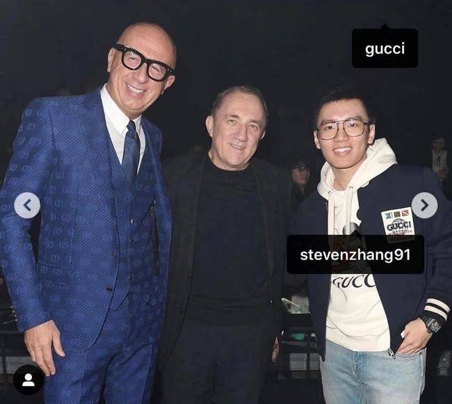 图为张康阳与开云集团董事长兼CEO Francois-Henri Pinault（中）和Gucci CEO Marco Bizzarri（左）