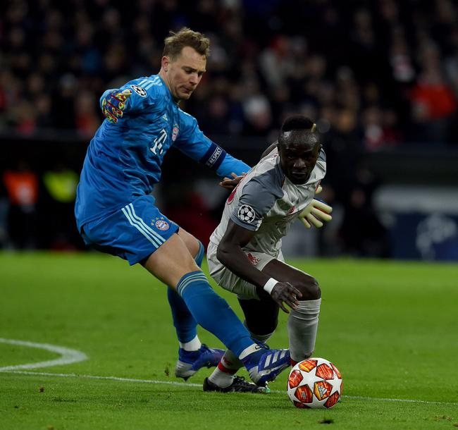 拜仁扛不住利物浦的进攻