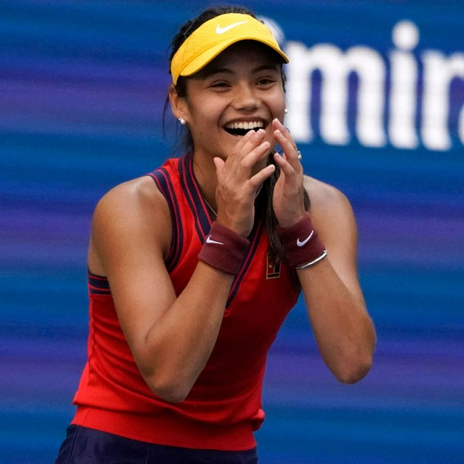 自资格赛开始豪取八连胜且未丢一盘的拉杜卡努创纪录的闯入美网女单半决赛