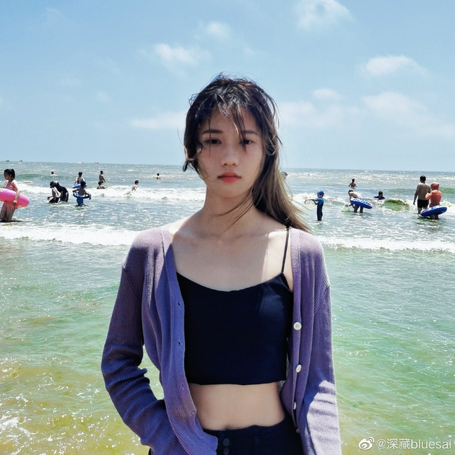 跳高美女邵雨琪走红网络