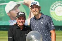 莱利银行挑战赛瑞坦领先1杆实现完胜 李昊桐T10