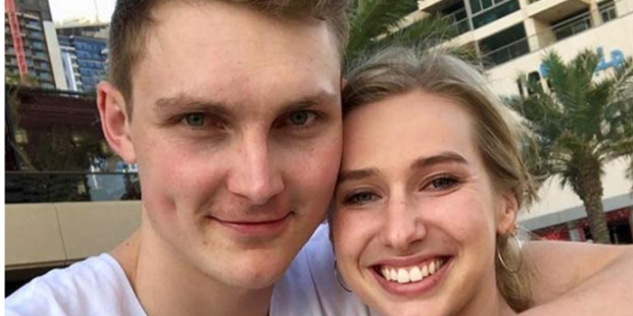 å®‰èµ›é¾™æ‹æƒ…æ­£å¼æ›å…‰ä¸Žå¥³å‹ç›¸æ‹å·²å…«å¹´æœªè¢«å'çŽ° æ‰‹æœºæ–°æµªç½'