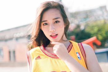 台湾篮球女神清纯可人