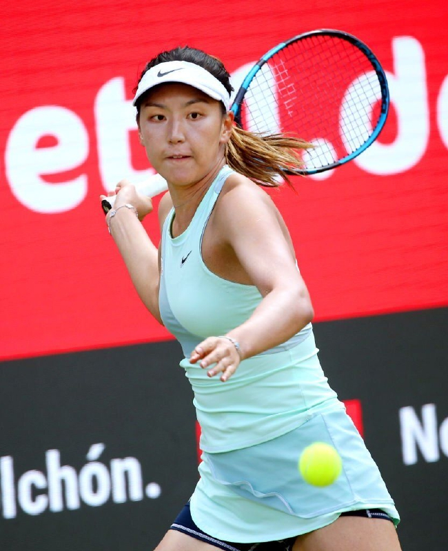 王欣瑜连续两轮都是速战速决顺利晋级ITF南特站W60女单八强
