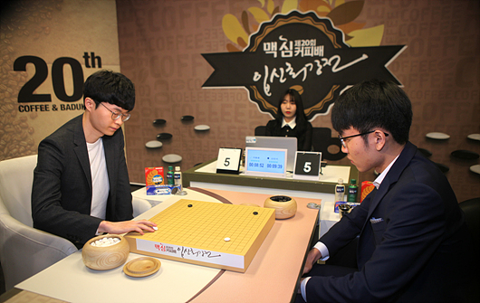 申真谞已经成为李东勋的天敌，早日找到申真谞的破法，是他的当务之急。