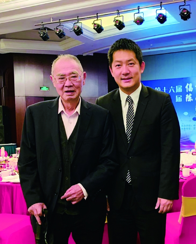 中国围棋协会副主席常昊与倪耀良