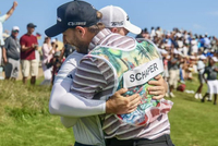 世界排名：沙佩尔连庄63位 查喜洋洋夺冠815位