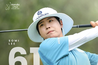 泰国LPGA赛李韶弥61杆冲顶 提提库第二何沐妮T13