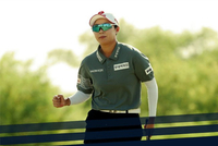 福特锦标赛金孝周领先4杆冲冠  科达第二张维维T17