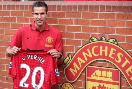 范佩西离开阿森纳后加盟曼联