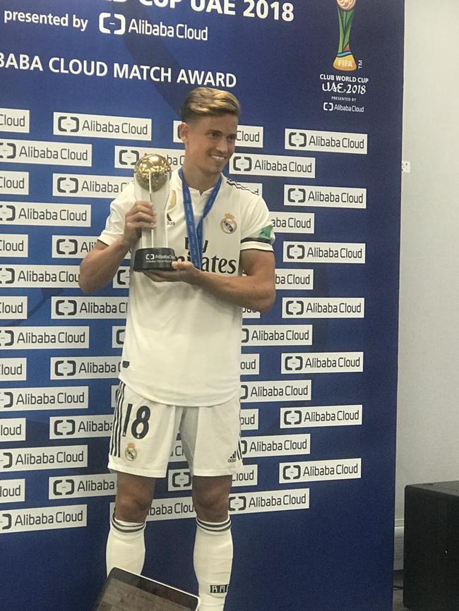 当选世俱杯决赛MVP