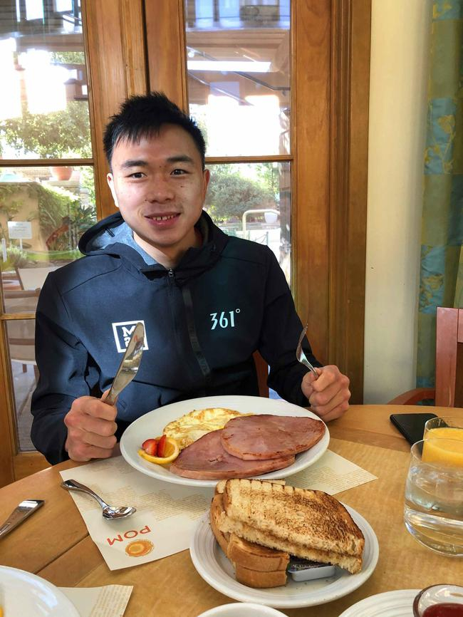 徐灿比赛日的早餐