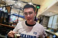 杨鸣送别吉喆:兄弟 未来你父母在沈阳我管了