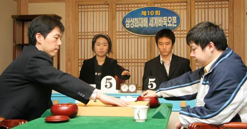 罗洗河2比1战胜石佛李昌镐