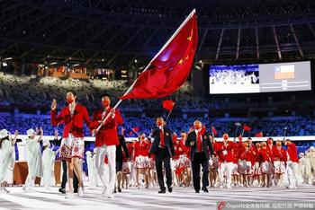 中国奥运代表团入场式