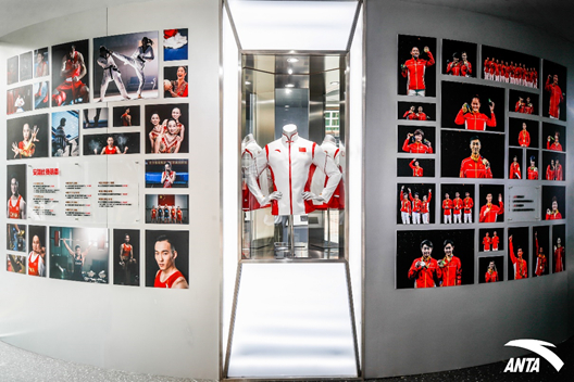 安踏冠军体验店高光空间