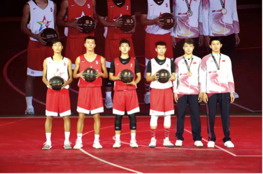 肖海亮、黄文威与全国4强互动