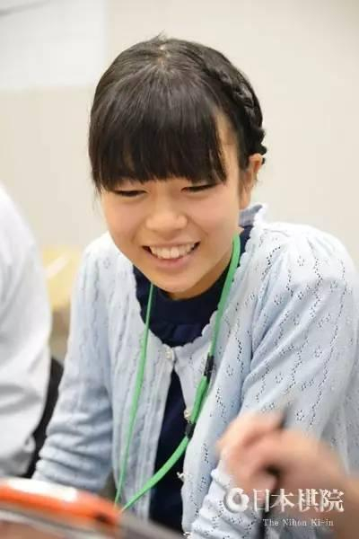 年仅16岁的上野爱咲美