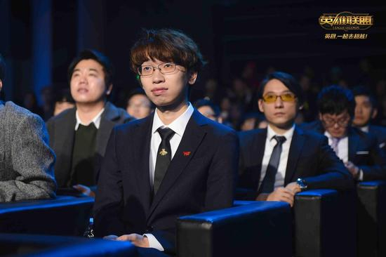 年度最佳上单选手WE.957