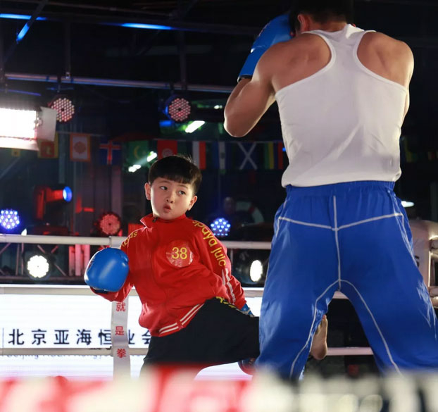9岁孙胜煜对战功夫天团