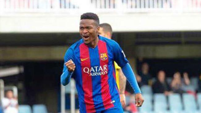 离开巴萨，加盟贝蒂斯