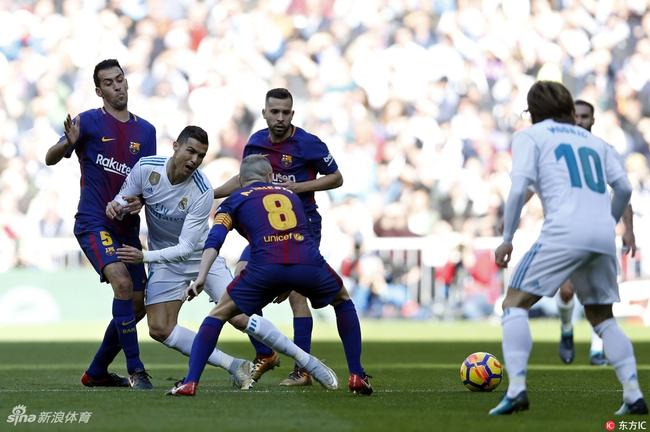 巴萨本赛季的防守稳固了