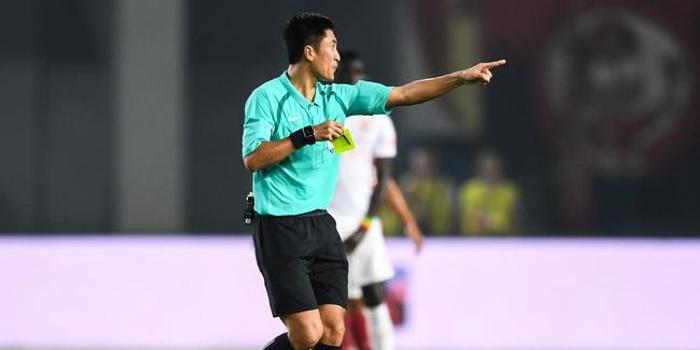 中国裁判将执法U23足球亚锦赛 金哨马宁傅明