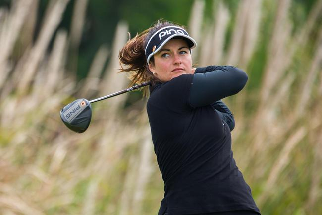 塔妮娅-雷文贾克领先