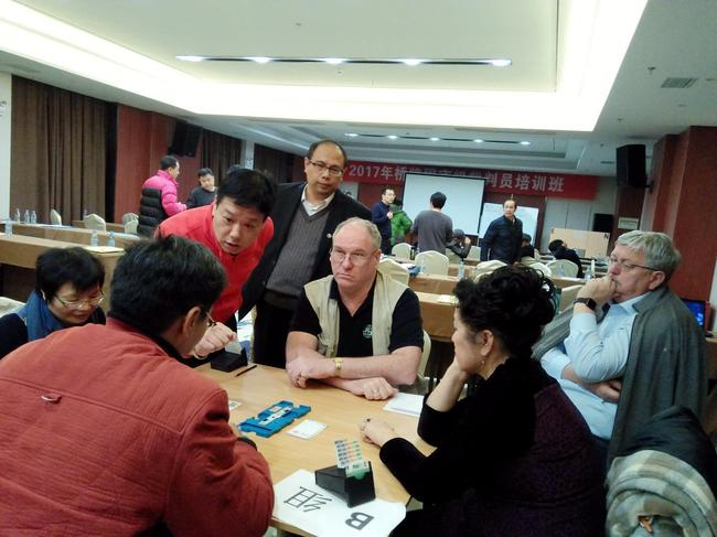 学员们模拟测验