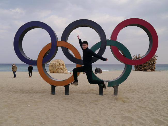 上一张不够潇洒，脱了，重跳！