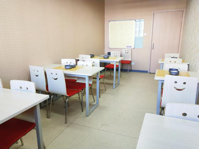 清新亮丽的教学环境