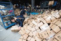 邮政局发文保障快递员权益:增加底薪、减轻压力等