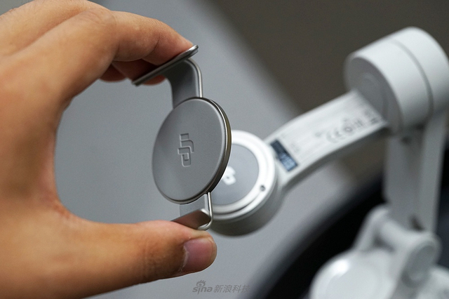 大疆OM 4手机云台开箱：磁吸接口 取放更快