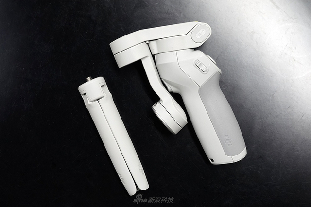 大疆OM 4手机云台开箱：磁吸接口 取放更快