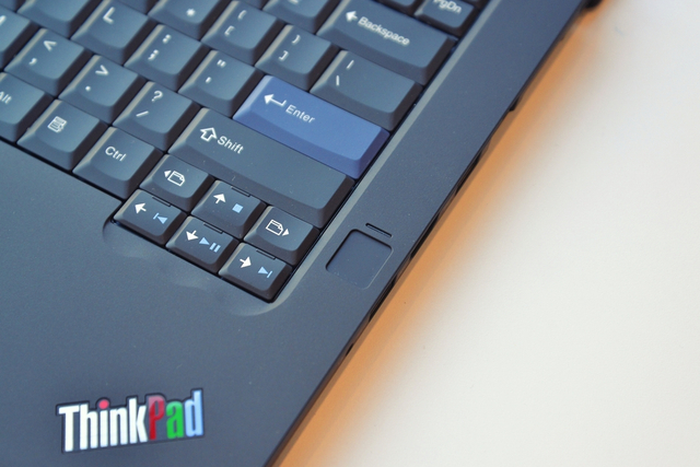 【独家】ThinkPad 25纪念机型开箱：扑面而来的情怀