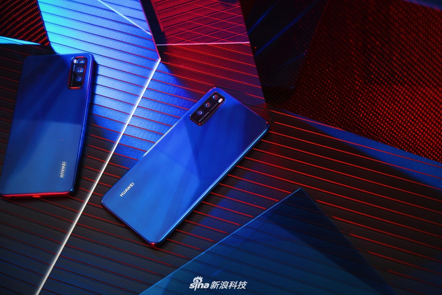 华为畅享z图赏:神仙配色 领千元5g潮流