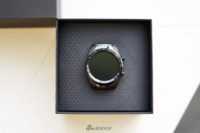出门问问TicWatch Pro 4G智能表开箱