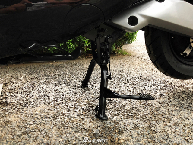 小牛M+ Pro电动车开箱实拍